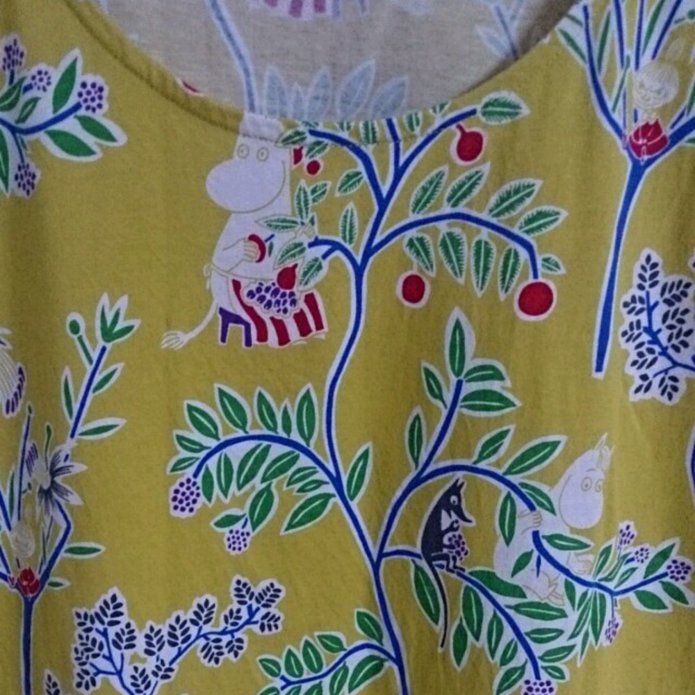 Uniqlo x Moomin Yellow Tunic
